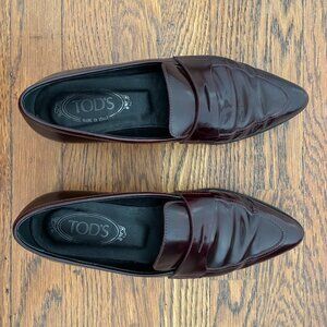 Tod's Leather Loafers - Burgundy